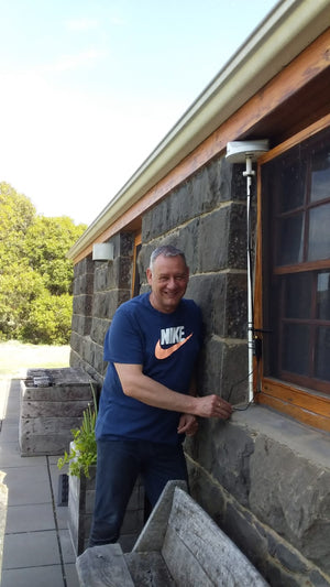 Three Bars - I'm Sending This Picture From Dunkeld!