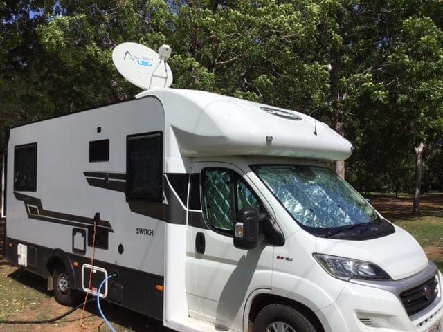 Caravan UEC Halo 85cm Auto Roof Mounted Satellite Dish System