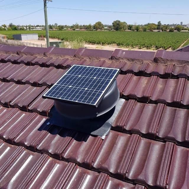 Solar Roof Ventilation Fan Outdoor Extraction Fan Home house and Shed
