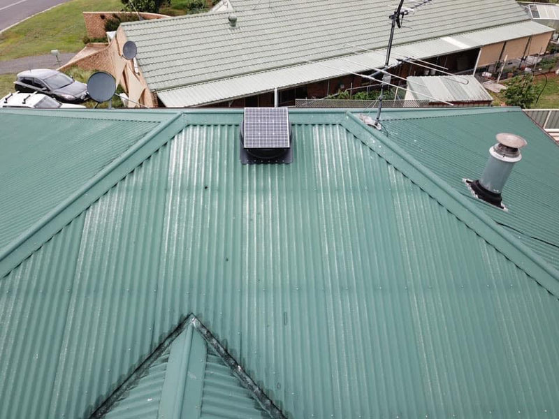 Solar Roof Ventilation Fan Outdoor Extraction Fan Home house and Shed