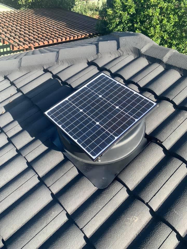 Solar Roof Ventilation Fan Outdoor Extraction Fan Home house and Shed